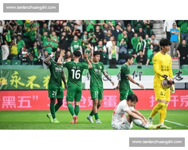 中超积分榜：海港 60 分领跑争冠，梅州亚泰陷降级绝境